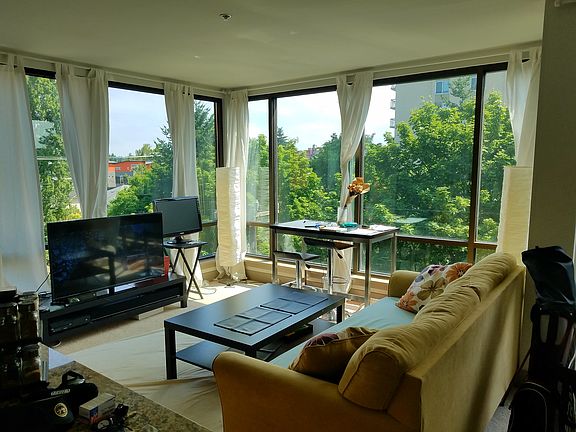 5th image of 4547 8th Ave NE APT 507
