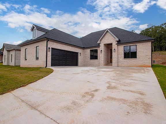 2nd image of 9257 Wooddale Dr