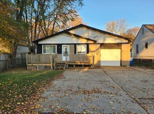 1223 S Cass Lake Rd, Waterford, MI 48328