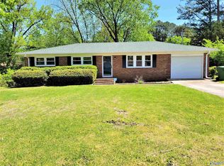 6514 Janice St NW, Huntsville, AL 35806