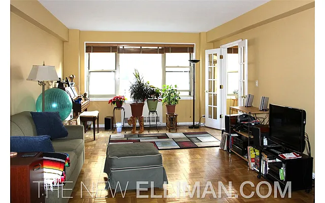 Rented by Douglas Elliman | media 10