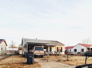 805 W Skelton St, Okmulgee, OK 74447