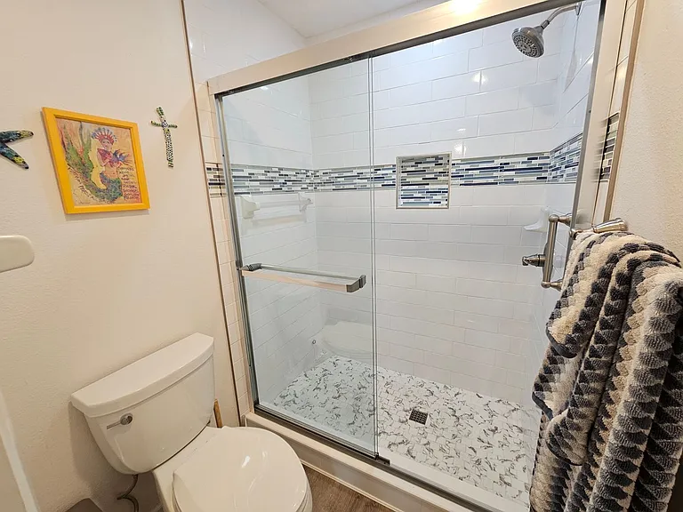 340 Three Lakes Ln #F — Photo 34
