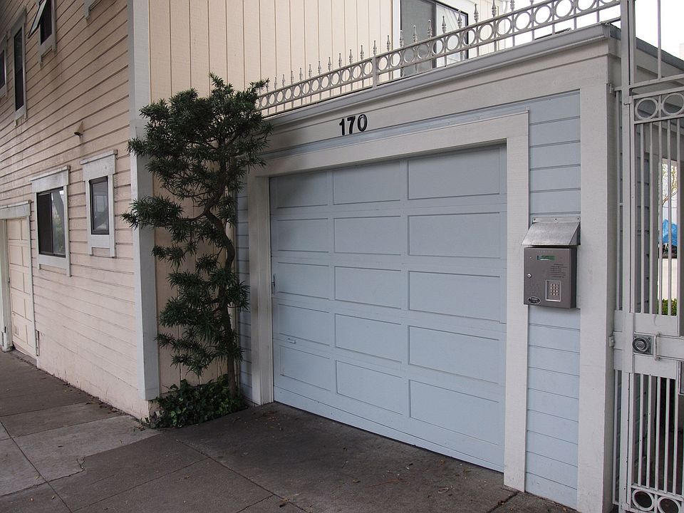 2nd image of 170 Guerrero St APT A