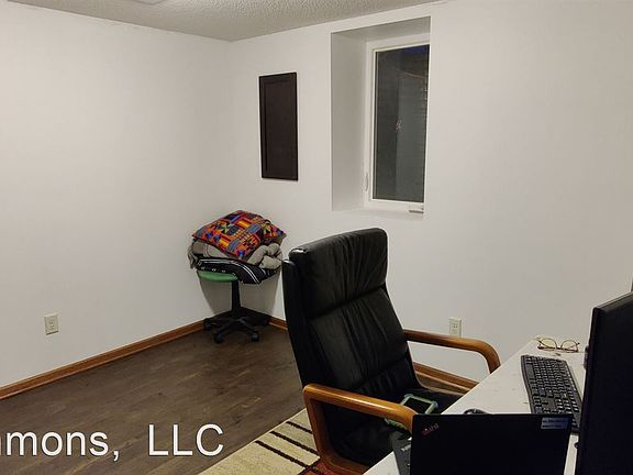 3rd image of 9261 Forestview Ln N