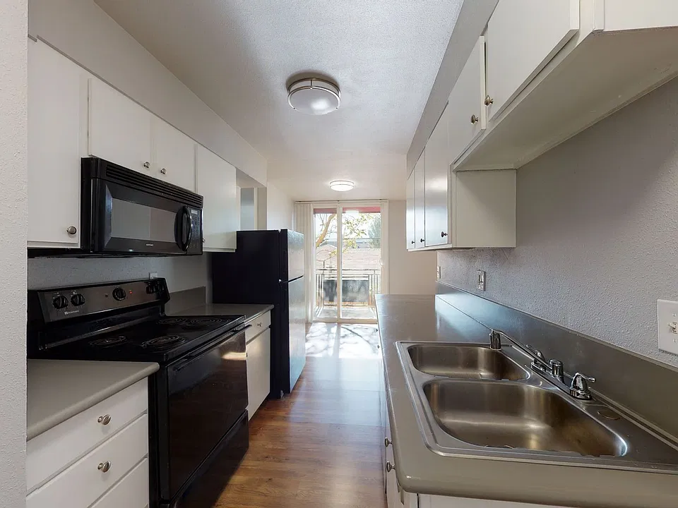 Newark Apartments
