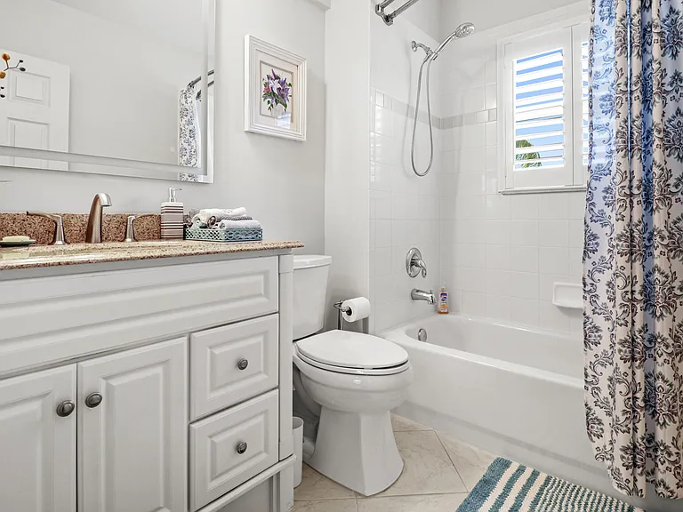 4496 Hickory Dr — Photo 24