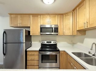 8332 Regents Rd UNIT E, San Diego, CA 92122