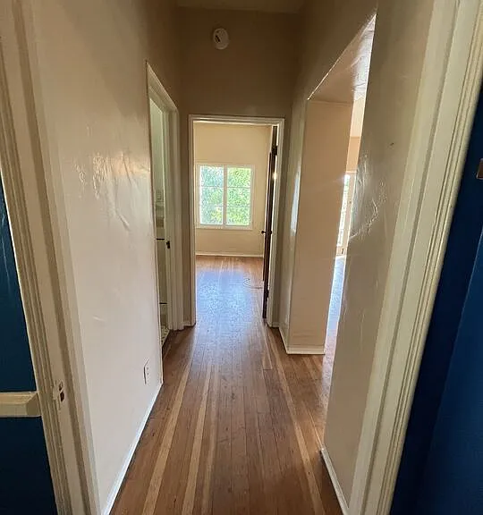 476 Landfair Ave #105 — Photo 7