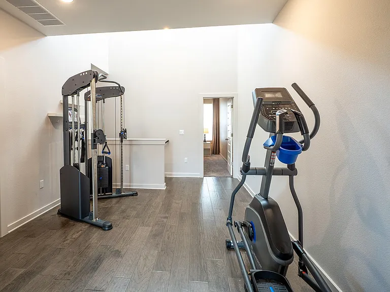 6409 Berkman Dr #4 — Photo 31
