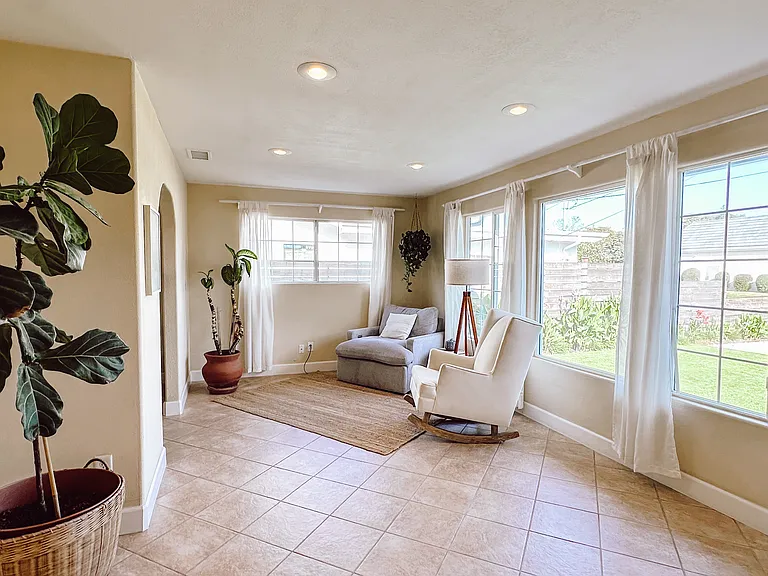 3346 Mount Acadia Blvd — Photo 11