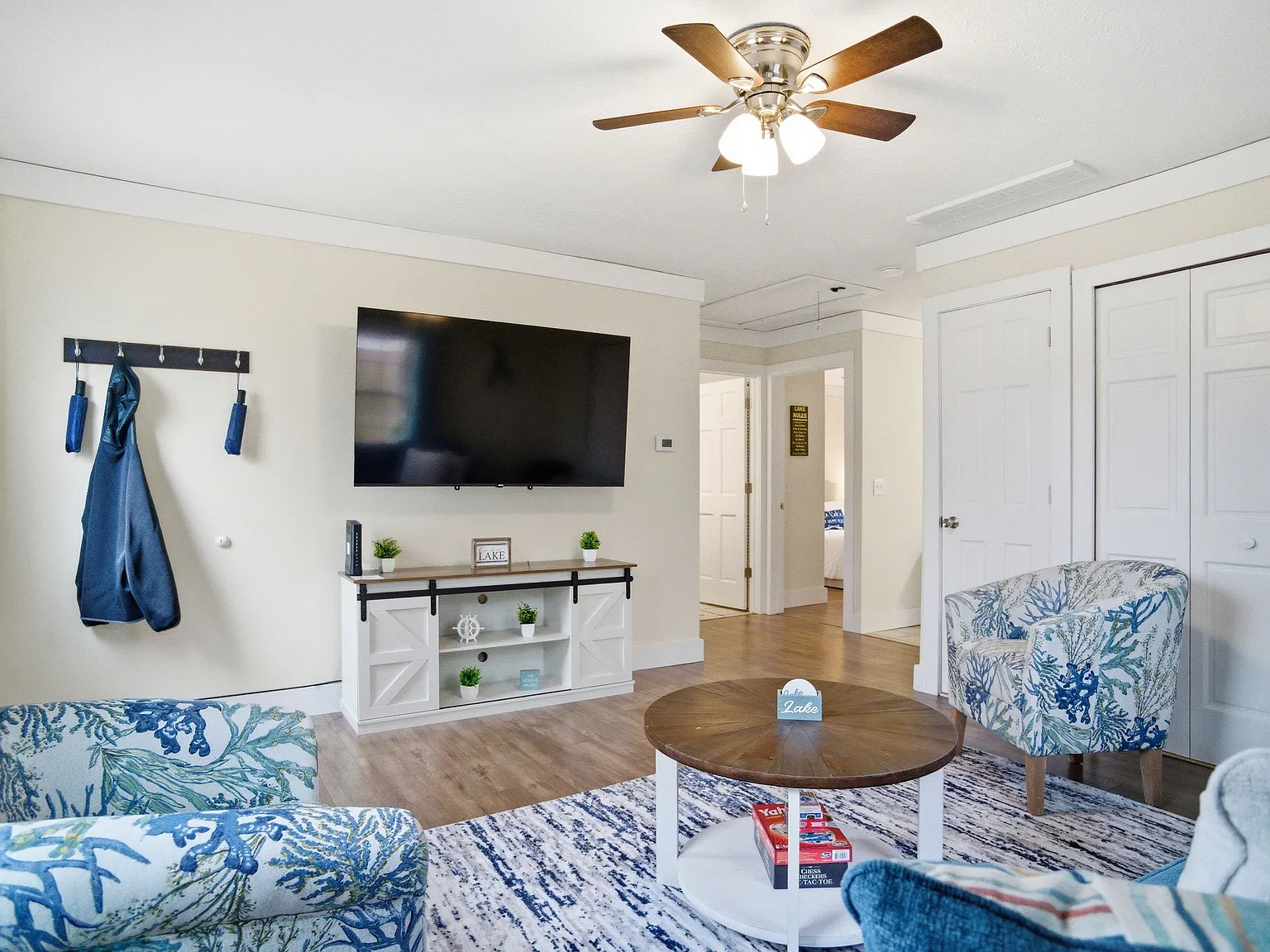 2 bed, 1.0 bath, 780 sqft, $1,900 — Photo 3