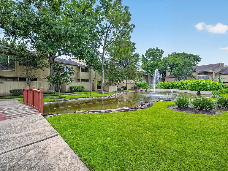 9435 Pagewood Ln — Photo 41
