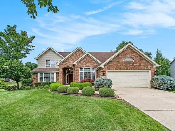 749 Pembroke Dr, Saline, MI 48176