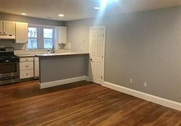 1st image of 90A Old Colony Ave Floor 2