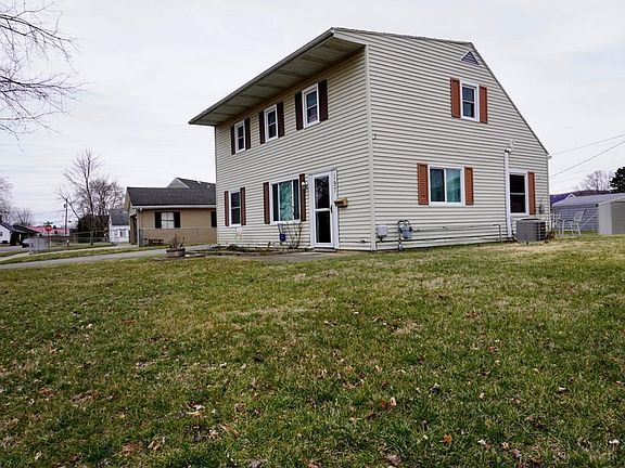 3rd image of 197 Maplewood Dr