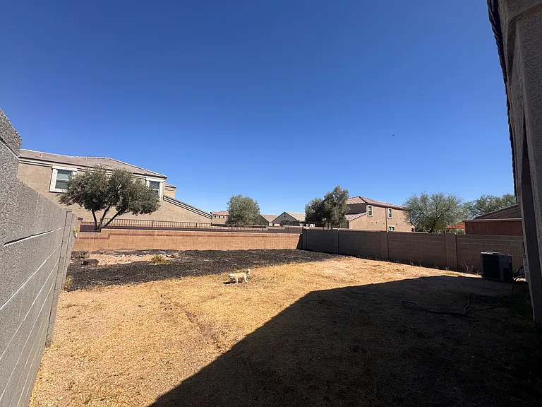41827 W Chatham Pl — Photo 18