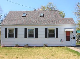 55 N Adamsville Rd, Somerville, NJ 08876