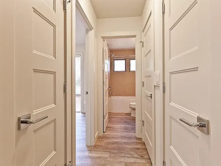 4468 N Michigan Ave #B — Photo 11