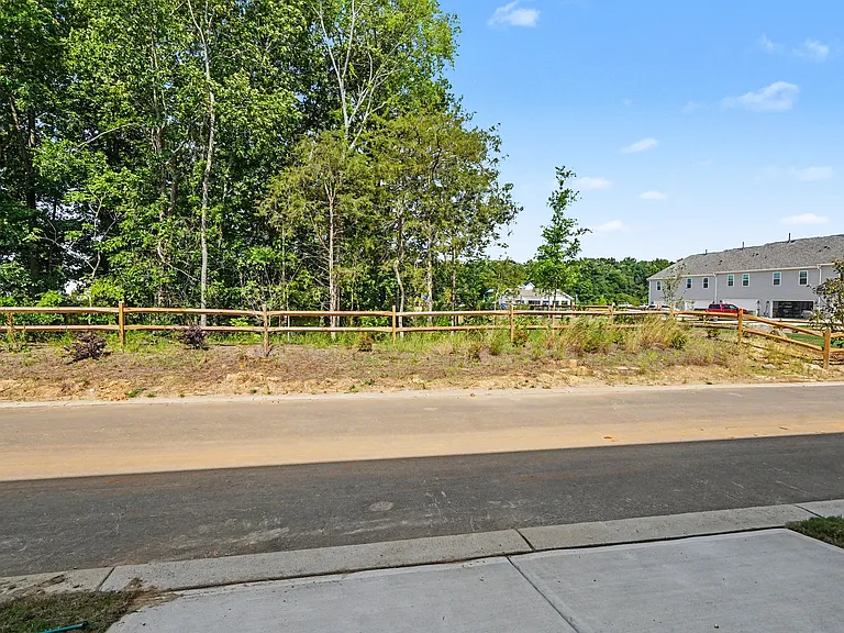 1022 Whistling Pl — Photo 19