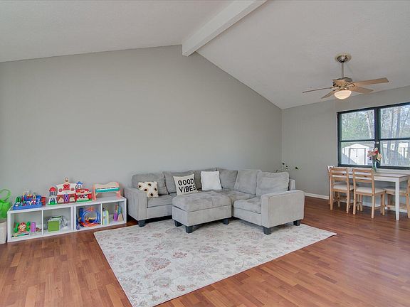 4th image of 341 W Park Way Court