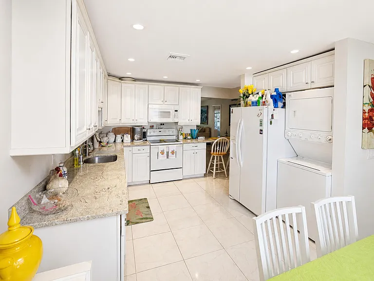 1440 NW 20th Ave #104 — Photo 10