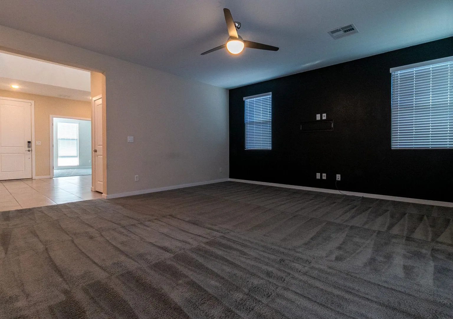 Uniting classic enrichments with modern practicality with This 4 Bedroom In North Las Vegas! — Photo 4