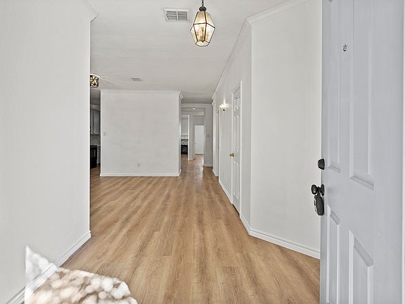 2nd image of 14608 Eaglemont Dr