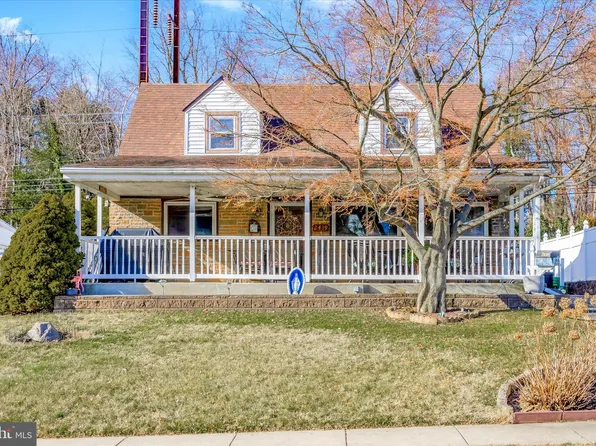 2439 Secane Rd, Secane, PA 19018