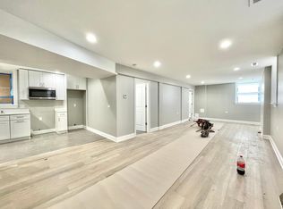 1414 W Argyle St #A, Chicago, IL 60640