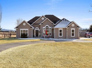18 Park Pl, Stevensville, MT 59870