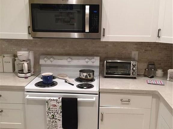 4th image of 10875 Lake Front Pl #10875