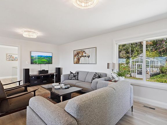 5th image of 1111 Gilston Rd