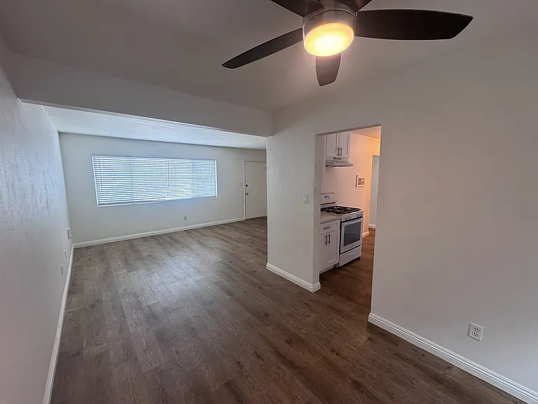 563 Emory St #563 — Photo 7