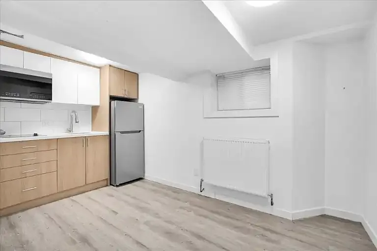 15 Thorburn Ave #1A — Photo 8