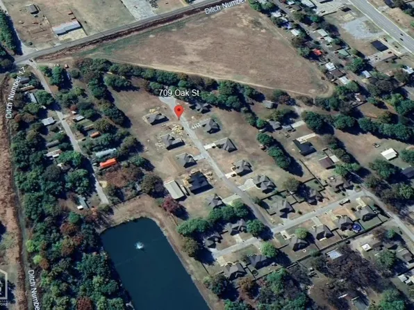 709 Oak St, Manila, AR 72442