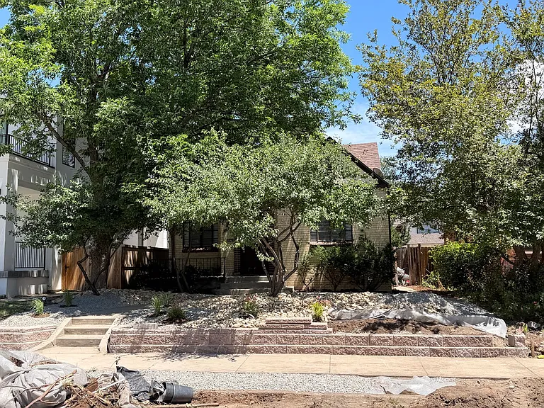 340 S Franklin St — Photo 29