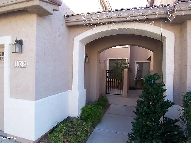 1024 E Frye Rd #1022 — Photo 1