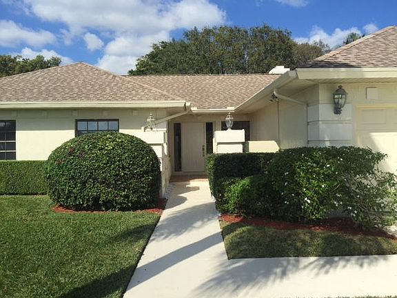 4th image of 10211 Green Trail Dr N