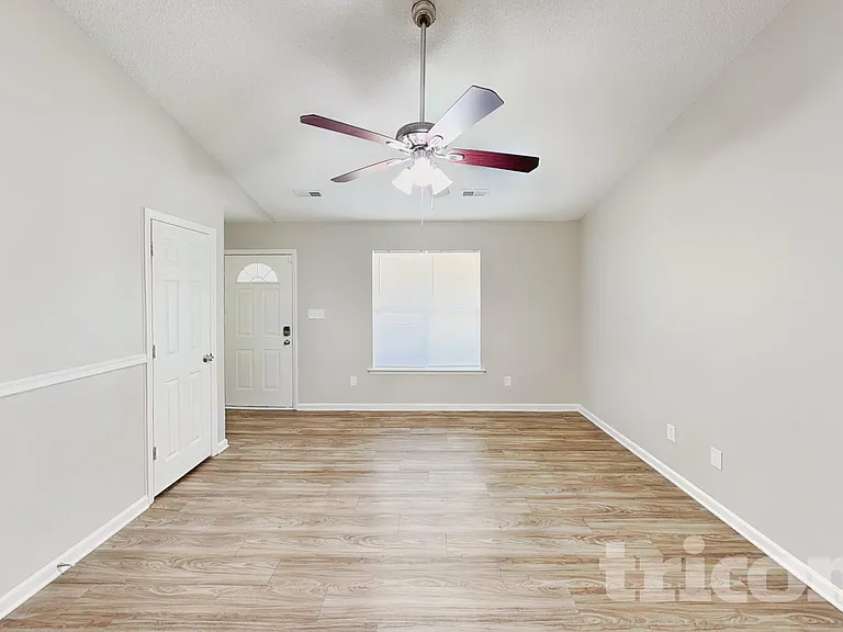 7112 Windsong Way — Photo 2