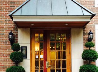 6111 5th Ave APT 302, Shadyside, PA