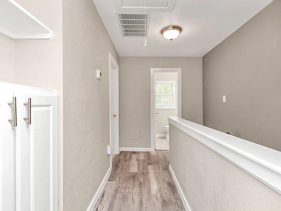 2nd image of 3404 Blodgett St