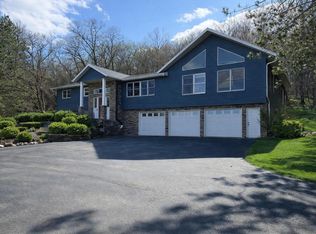 W4957 Wolf Ridge Ct, La crosse, WI 54601