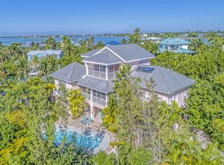 17033 Coral Dr, Sugarloaf Key, FL 33042