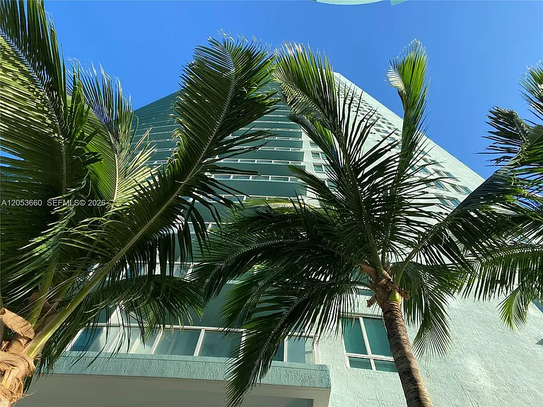 1900 N Bayshore Dr #3807 — Photo 30