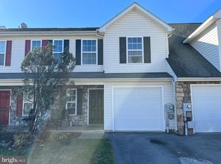 84 Fuzzy Tail Dr, Ranson, WV 25438