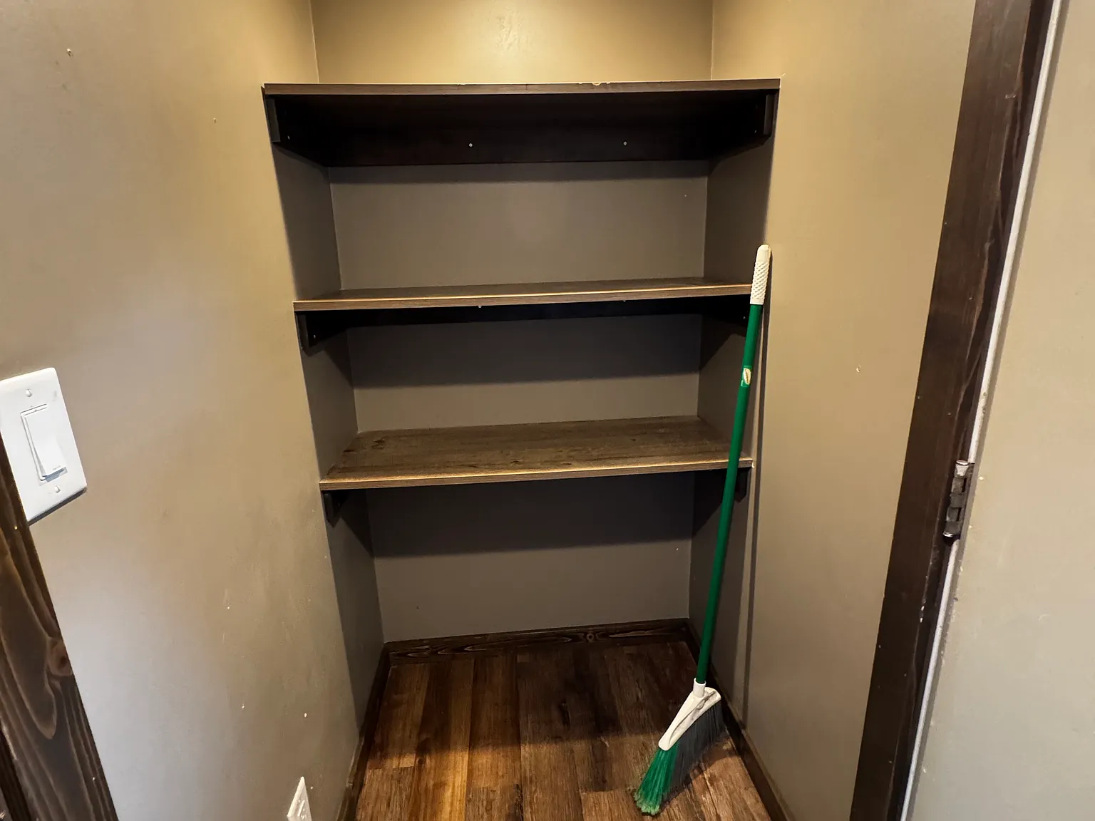 3 bed, 1050 sqft, $1,500 — Photo 2