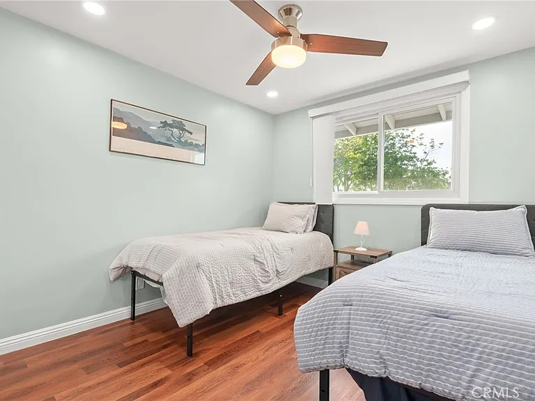 23316 Almarosa Ave — Photo 18
