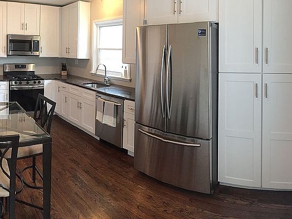 5th image of 2142 Gray Ave