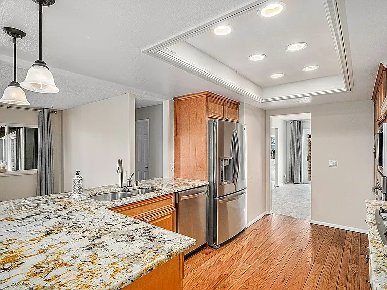 2850 E Easter Ave — Photo 20